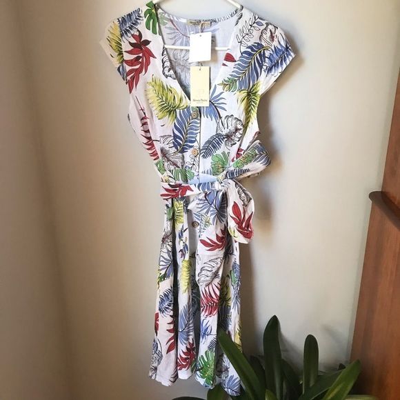 Pure Linen, NWT, Small, Hawaiian Dress - Picture 10 of 11